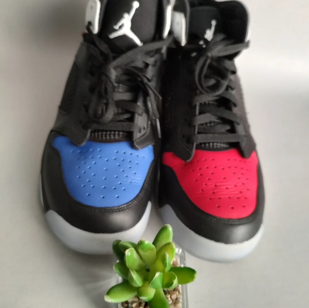 Jordan Mars 270 Top 3 Size 12  Rubber Black Red Blue White  Sneakers  Basketball